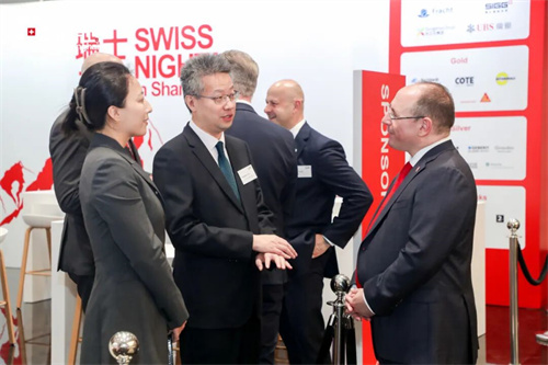 20250912798961.jpg 640 (6).jpg